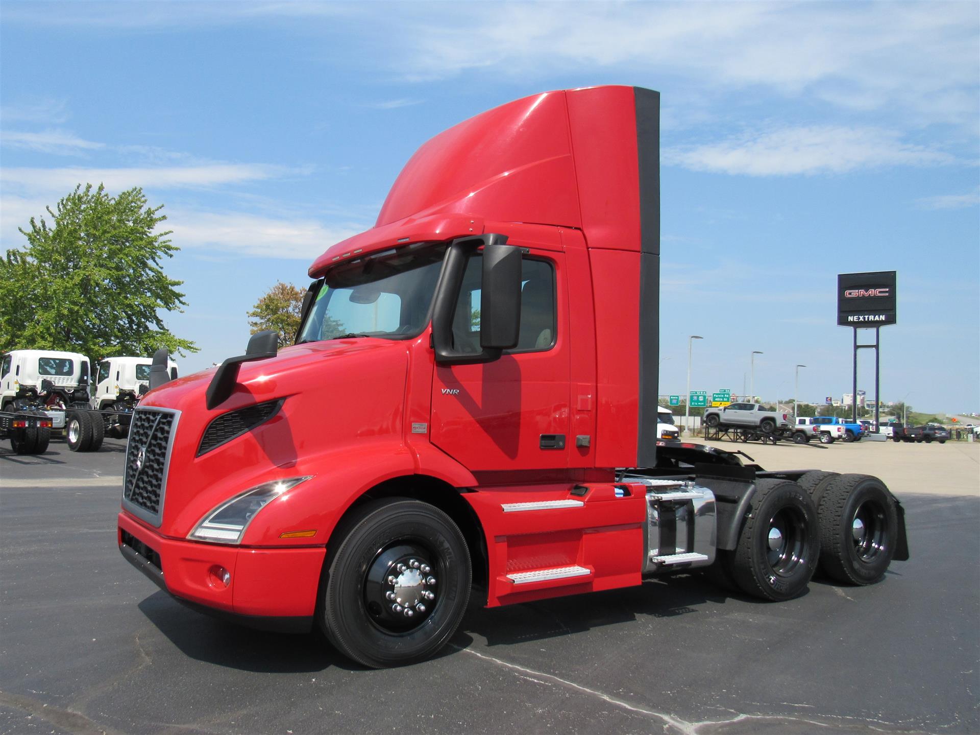 2020 Volvo VNR64T300