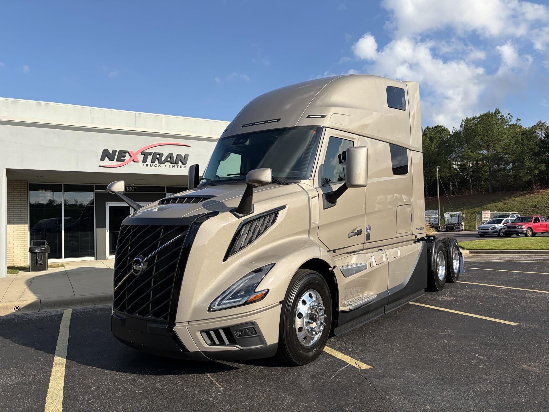 2026 Volvo VNL64T860