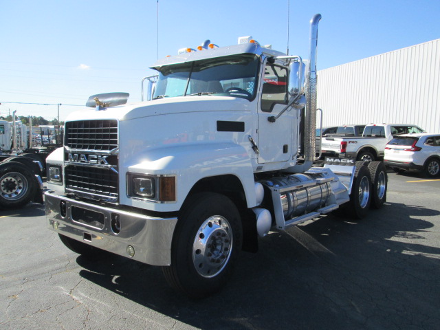 2021 Mack PI64T
