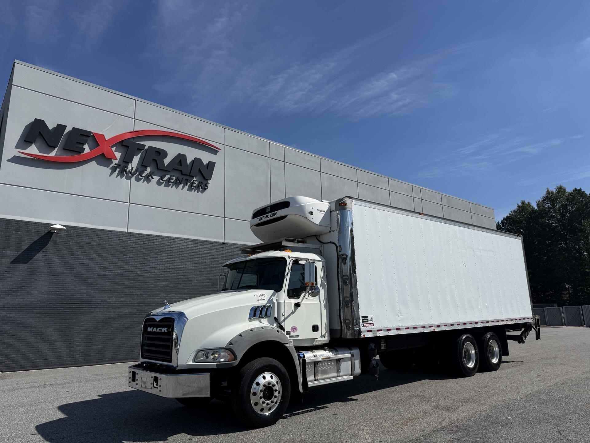 2019 Mack GR64B9