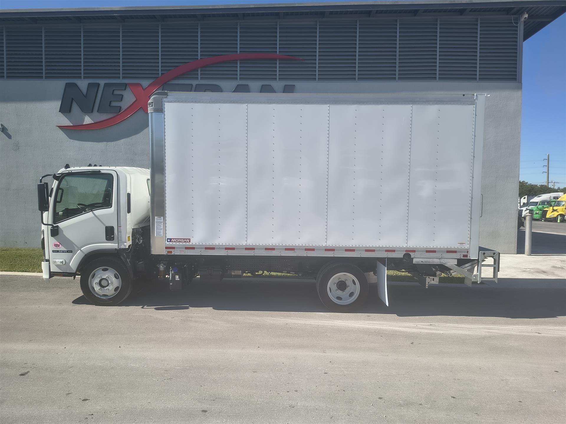 2026 Isuzu - image 8