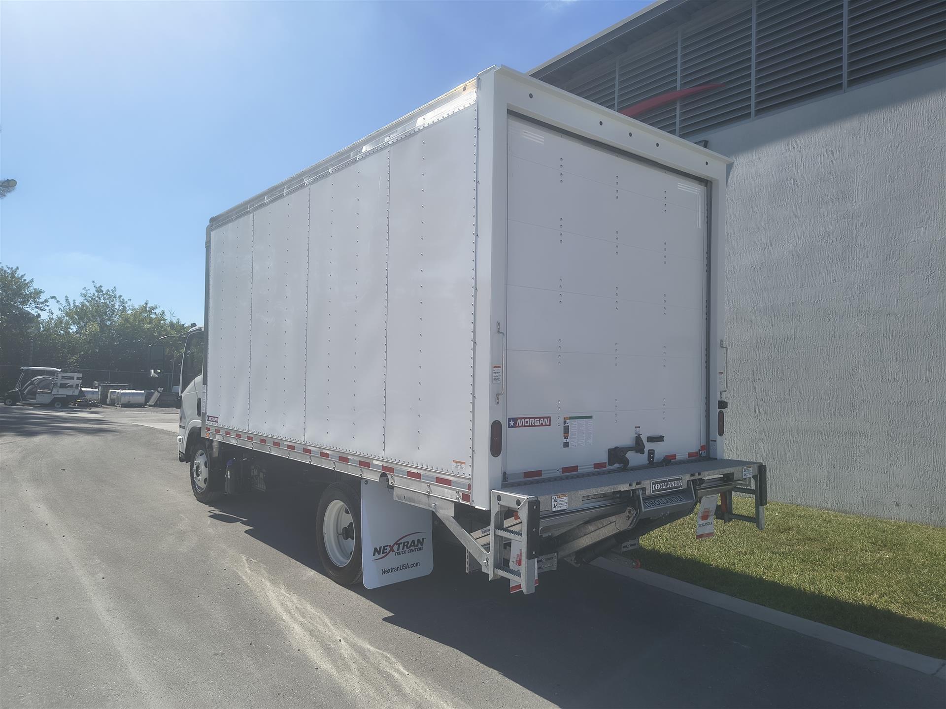 2026 Isuzu - image 7