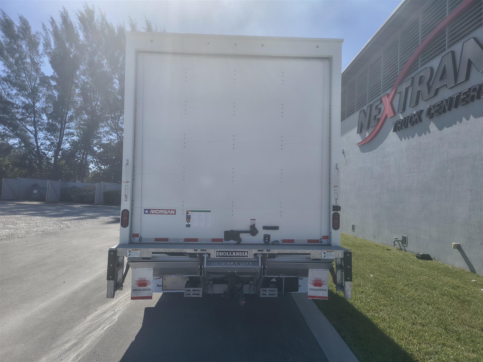 2026 Isuzu - image 6