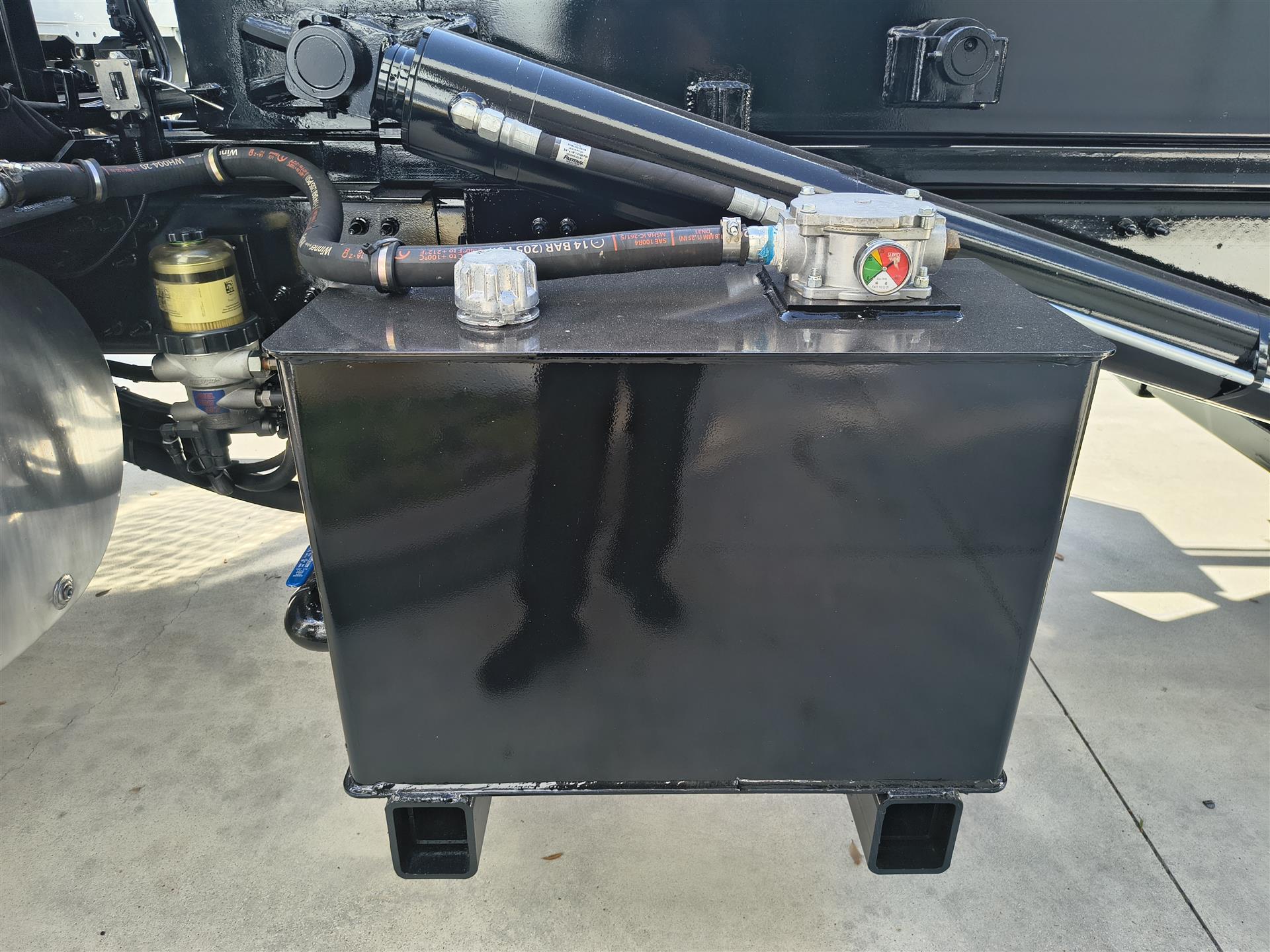 2026 Mack Granite - image 9