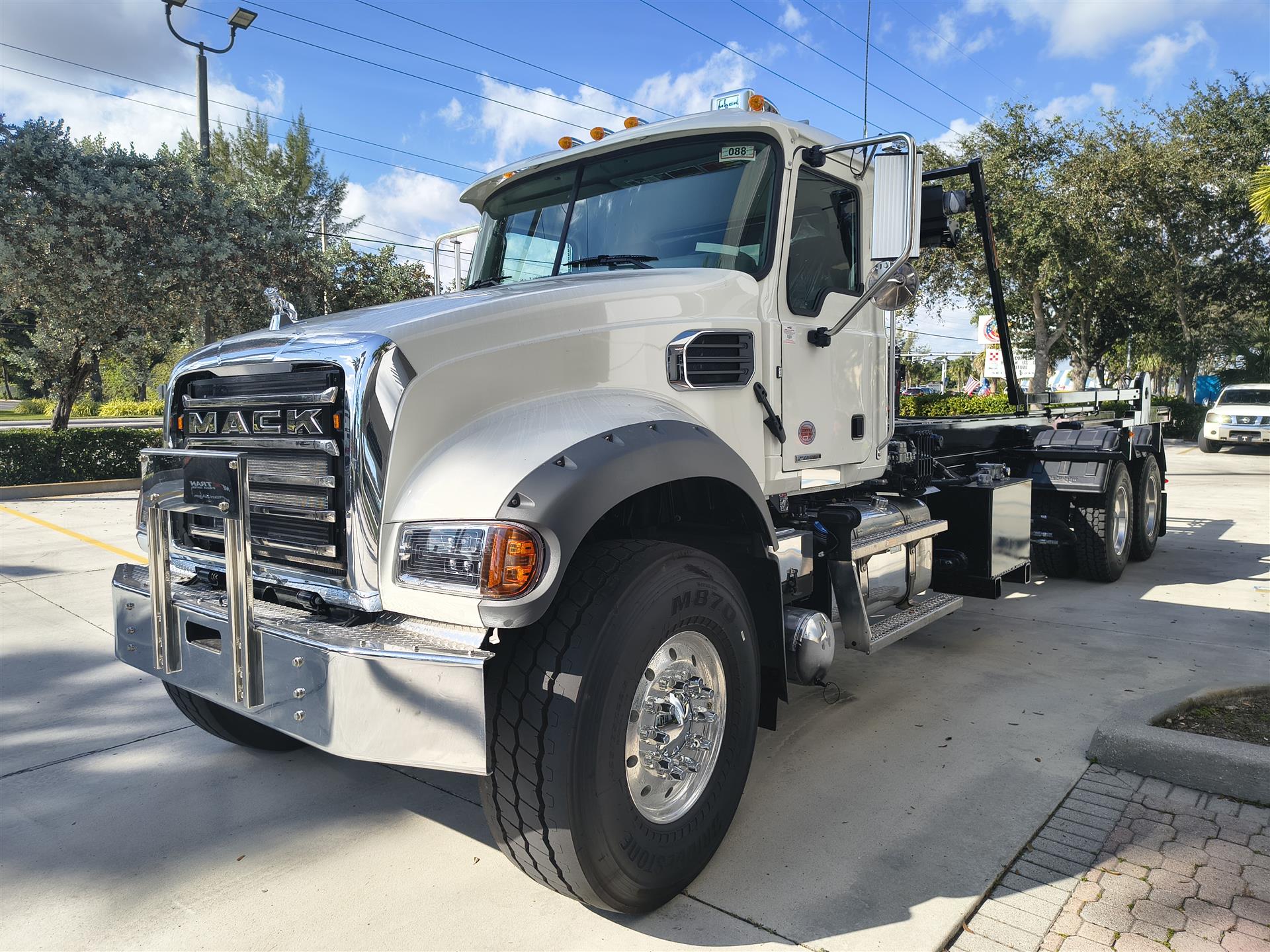 2026 Mack GR64F