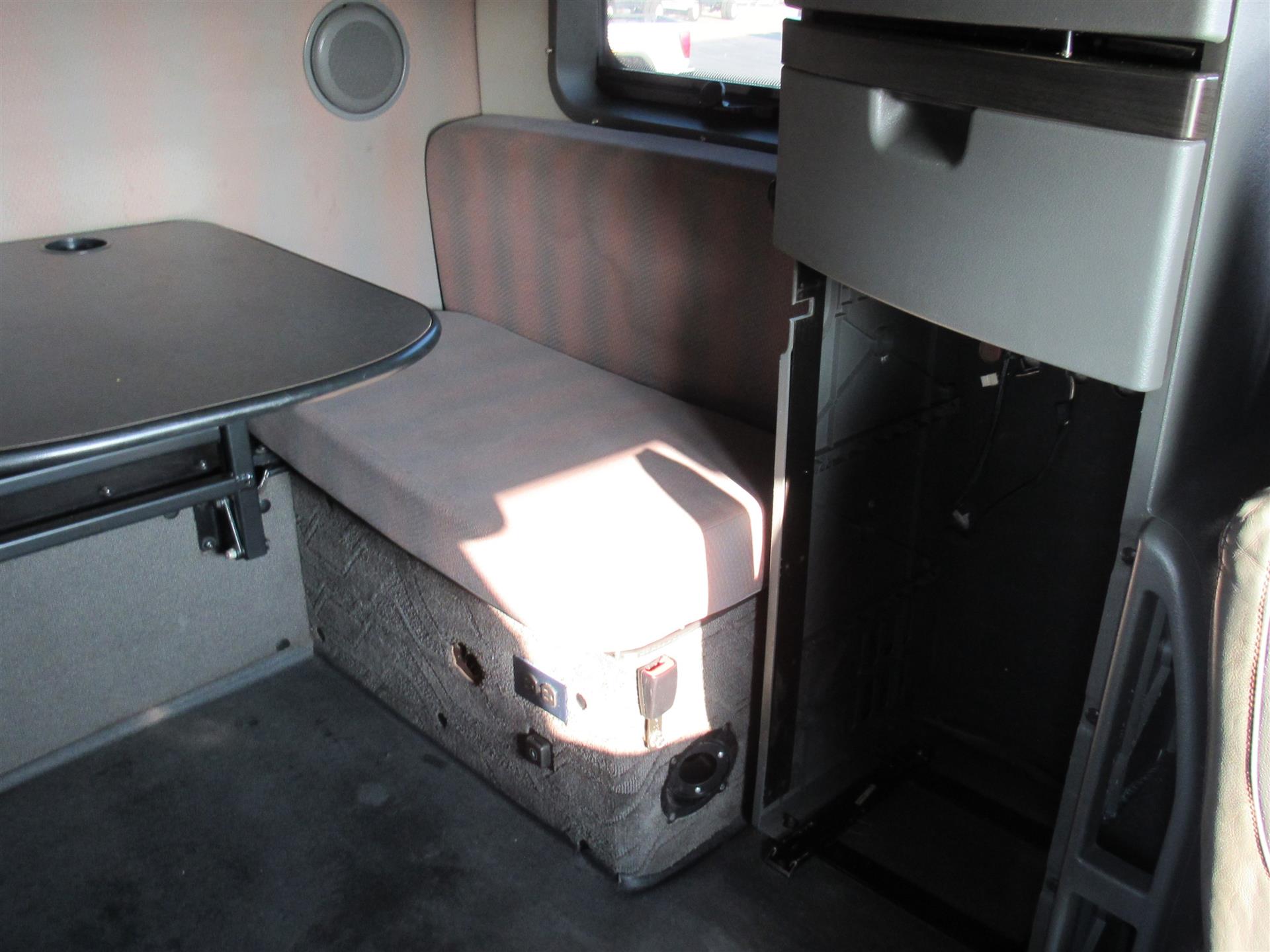 2021 Volvo - image 17