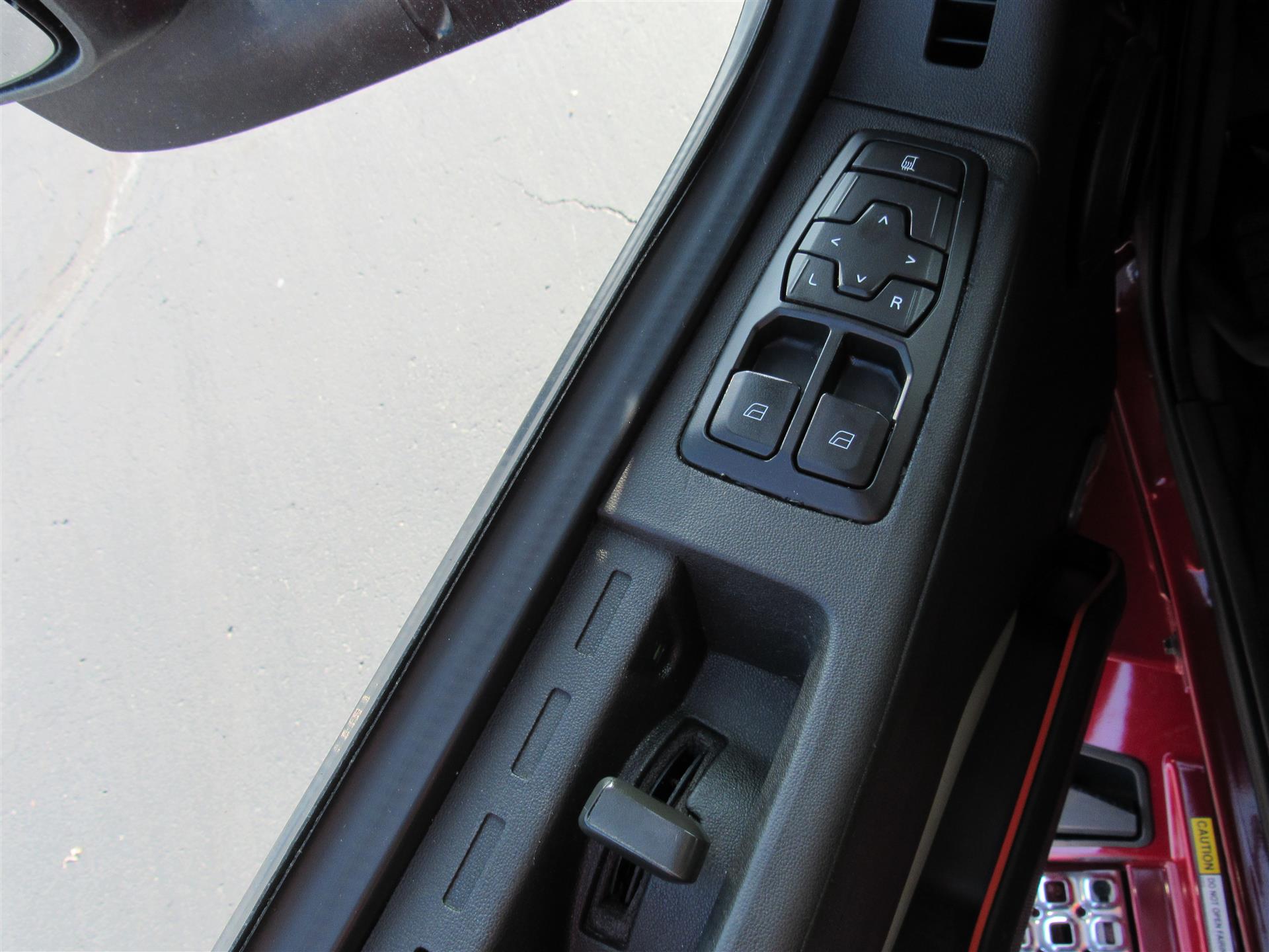 2021 Volvo - image 10