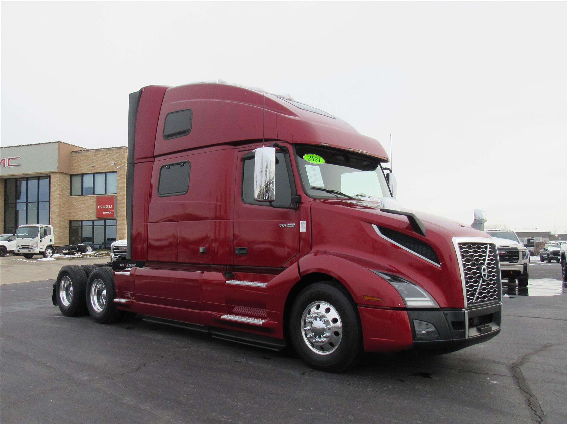 2021 Volvo - image 9