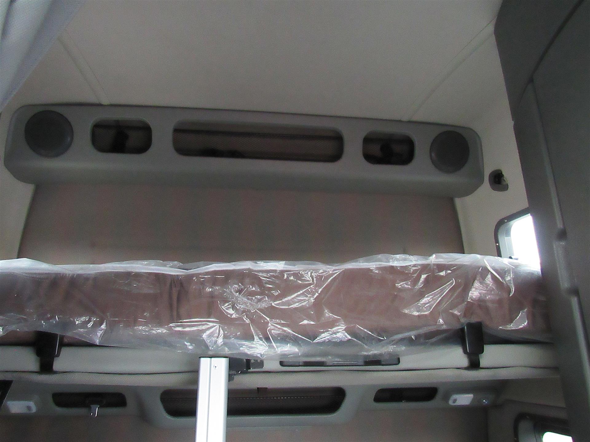 2021 Volvo - image 18