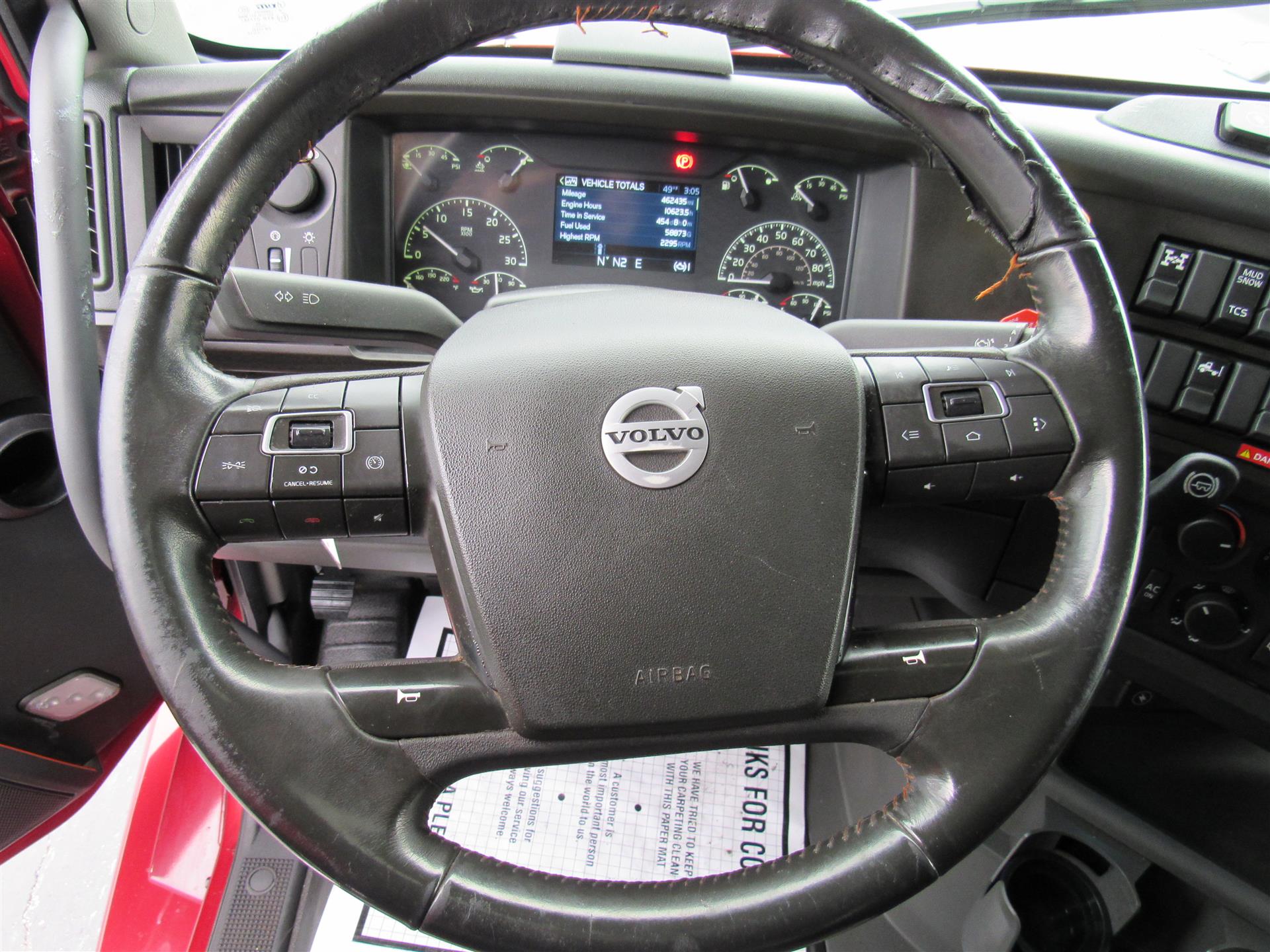 2021 Volvo - image 14