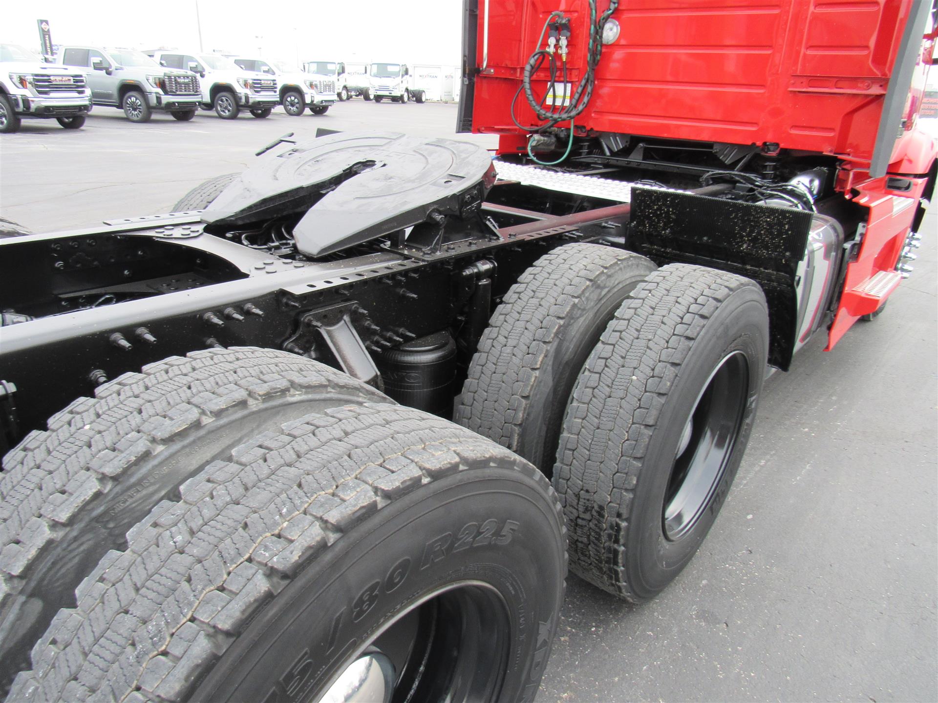 2021 Volvo - image 7