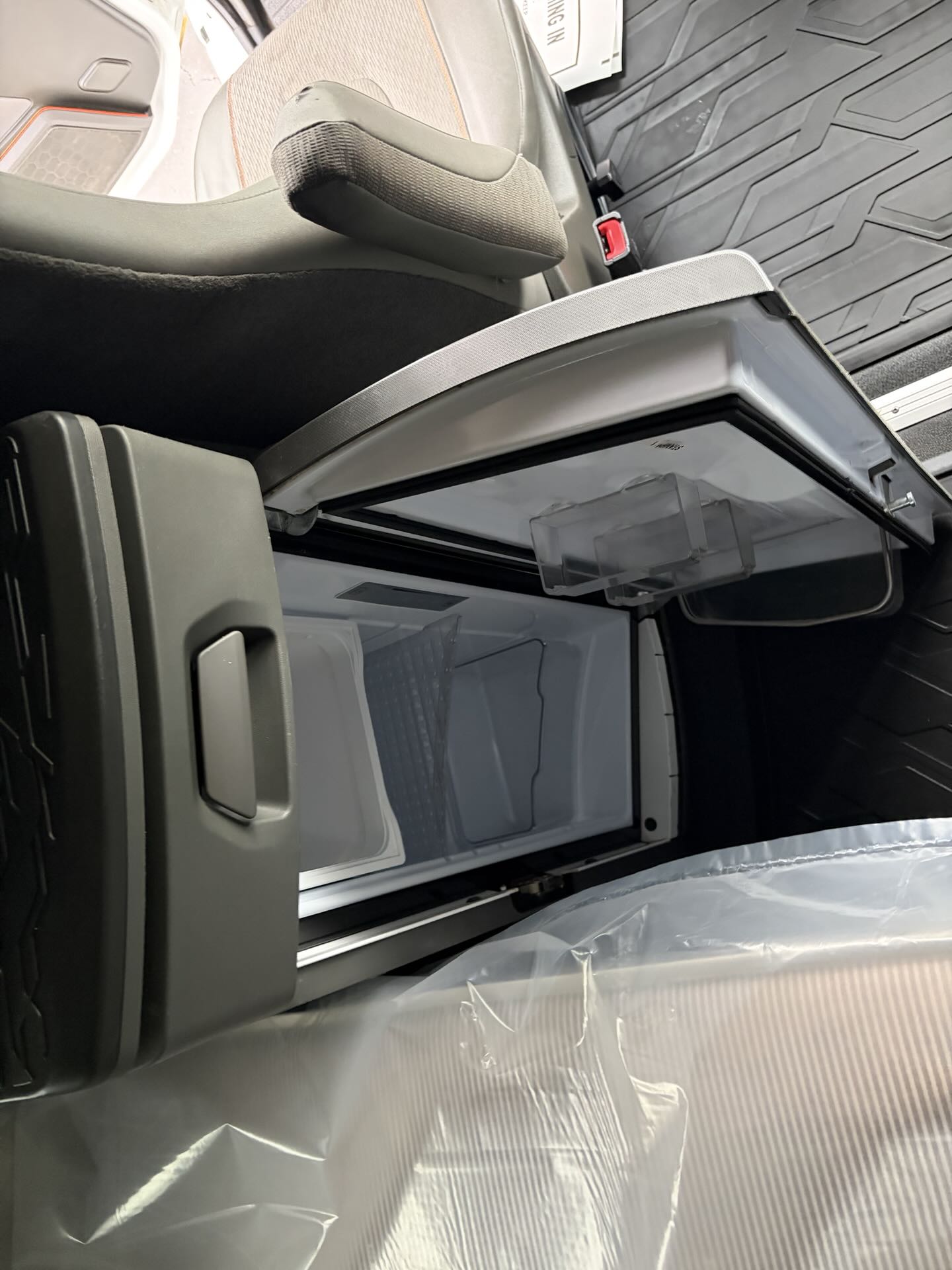 2022 Volvo - image 19