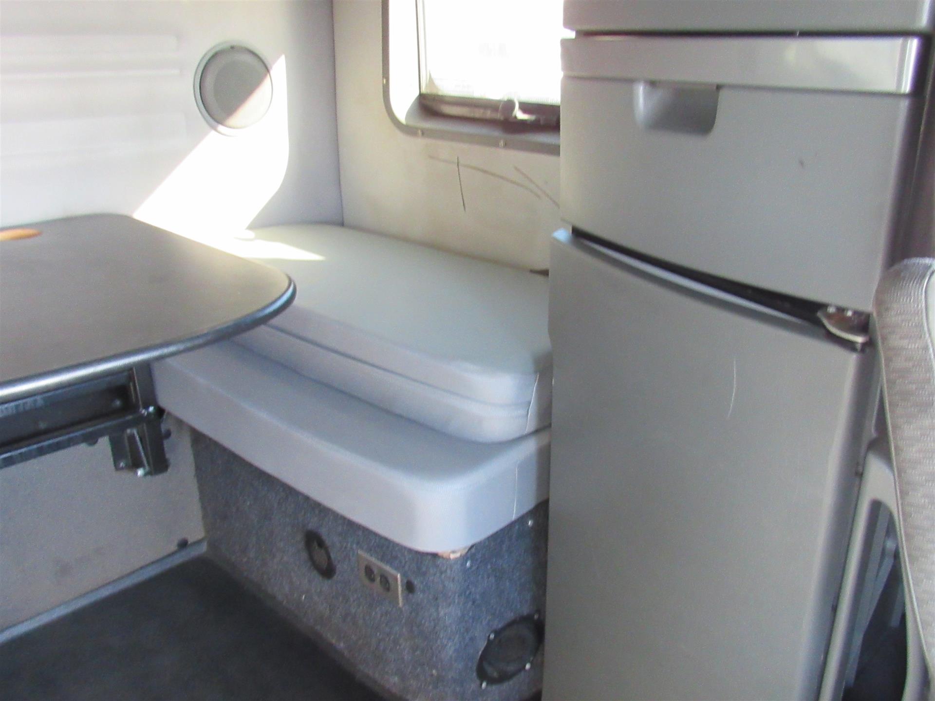 2020 Volvo - image 6