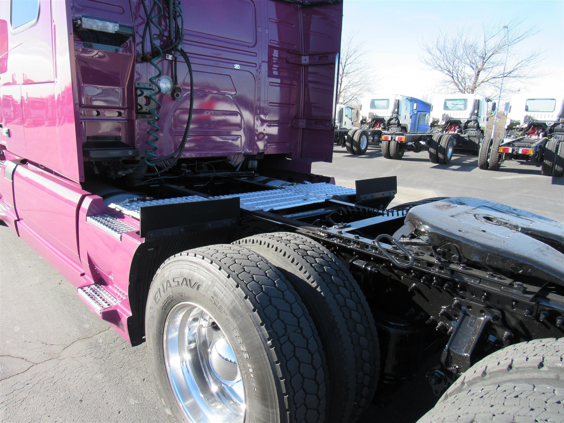 2020 Volvo - image 4