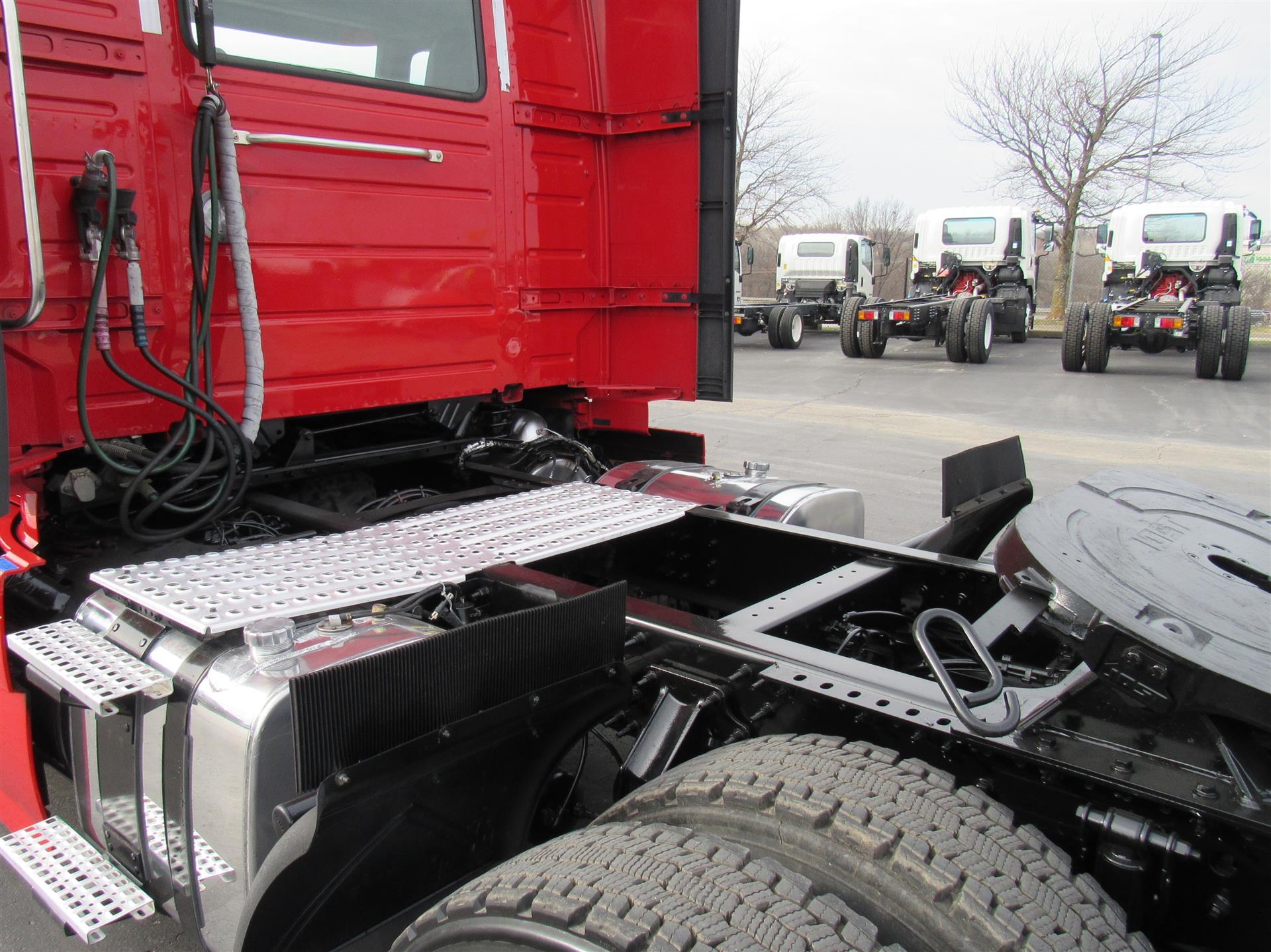 2021 Volvo - image 5