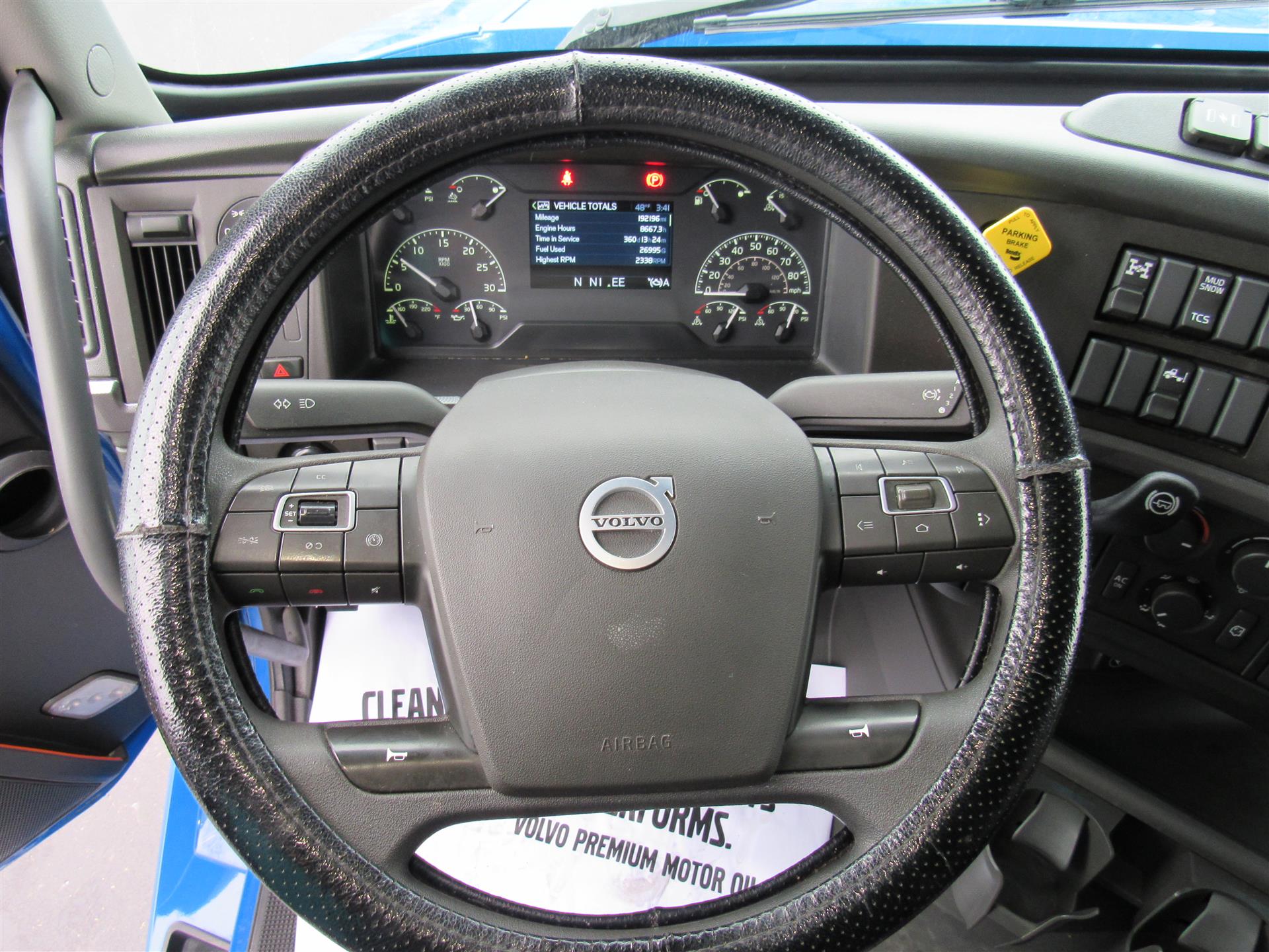 2024 Volvo VNL 860 - image 16