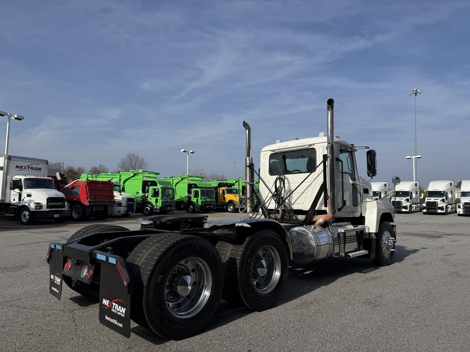 2021 Mack - image 9