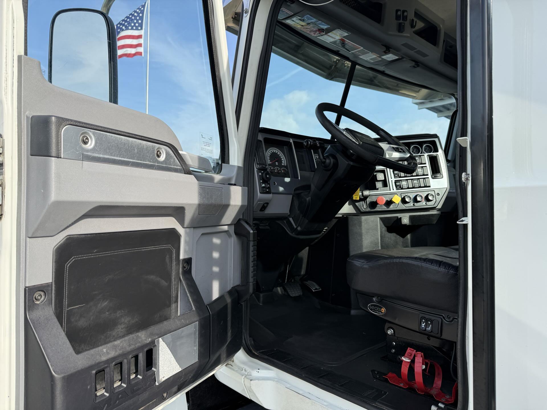 2021 Mack - image 14