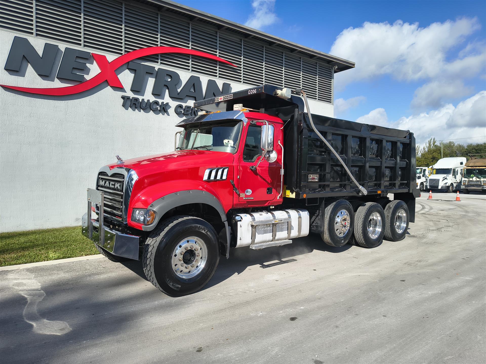 2019 Mack GR84F