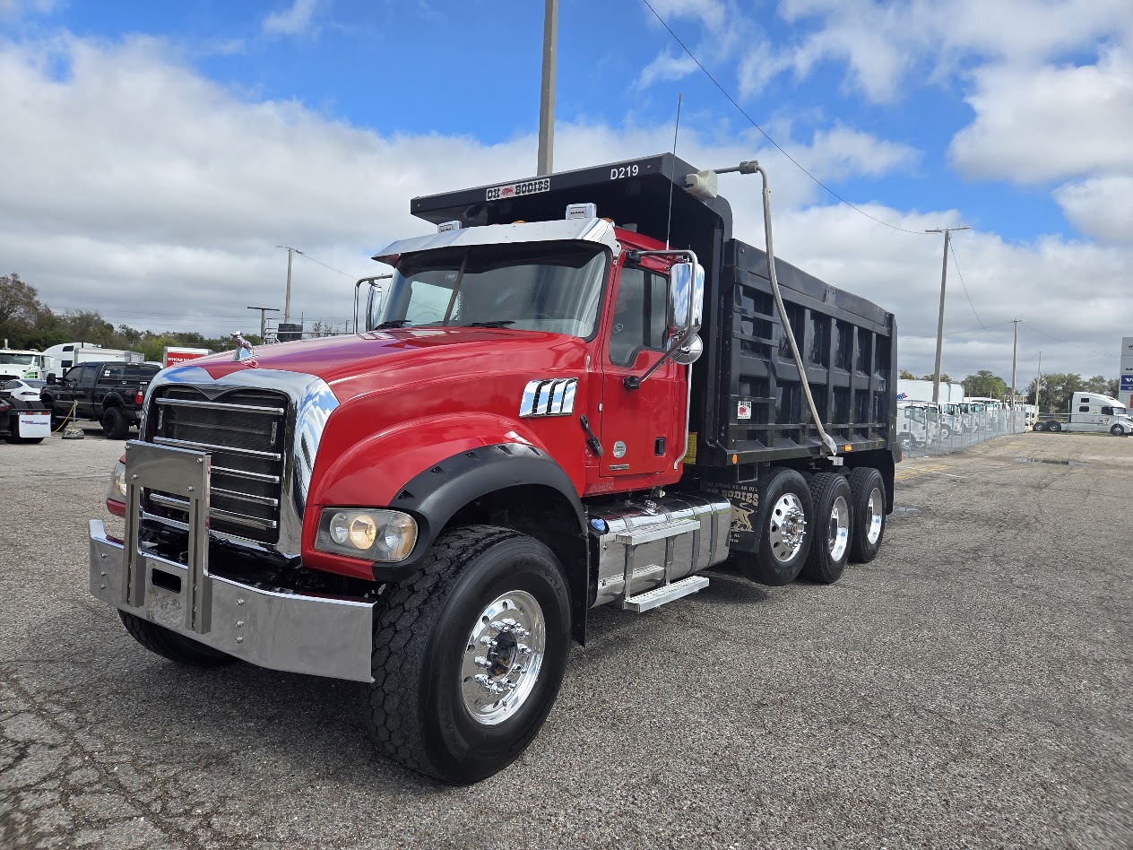 2019 Mack GR84F