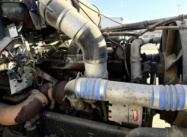 1997 Freightliner - image 8