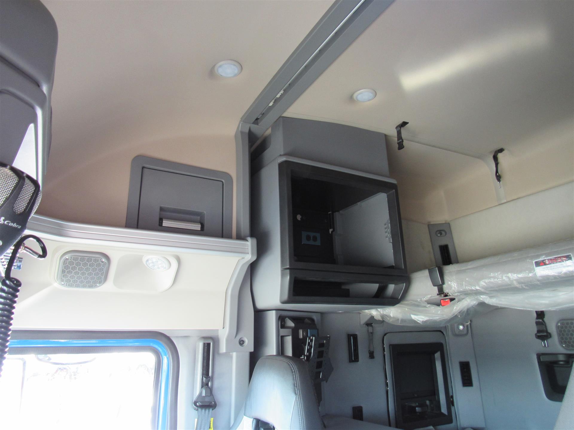 2018 Mack - image 14