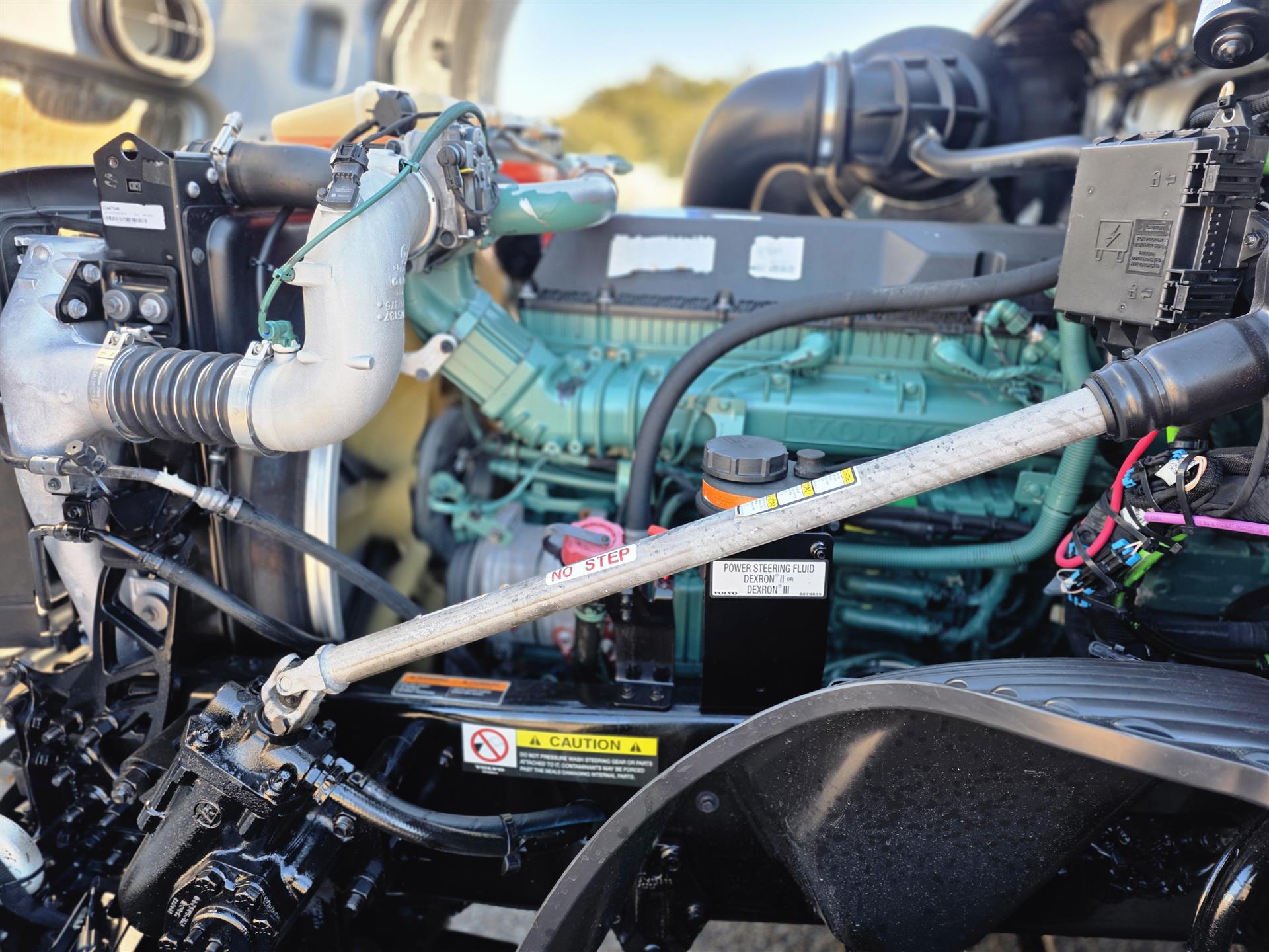 2023 Volvo - image 22