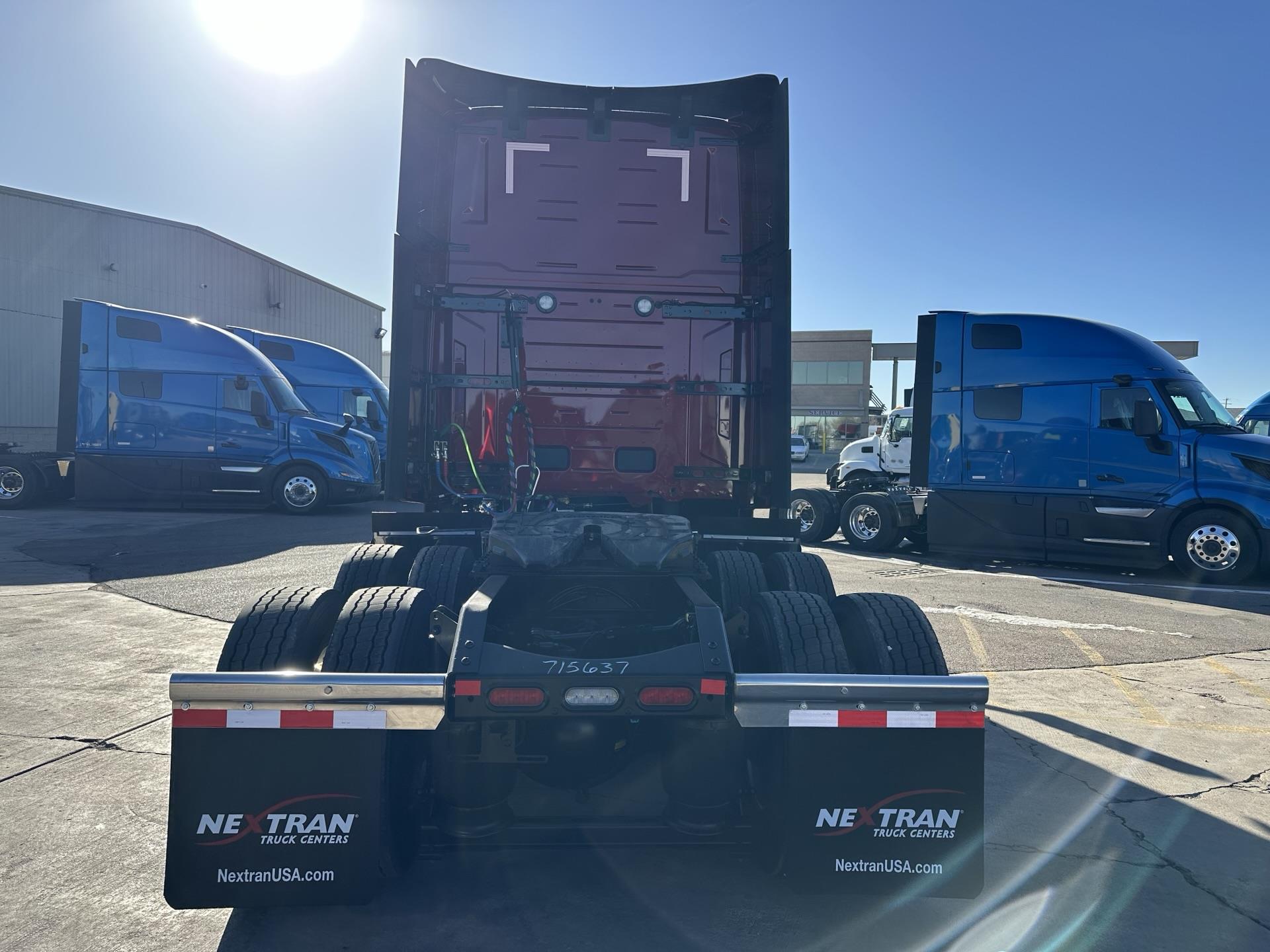 2026 Volvo - image 6