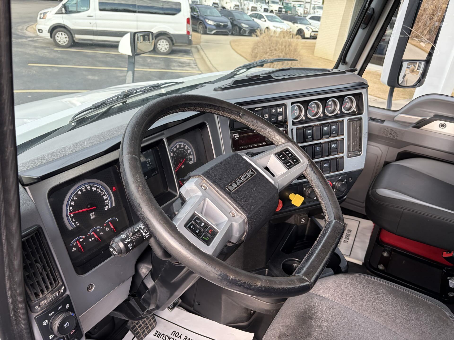 2021 Mack - image 16