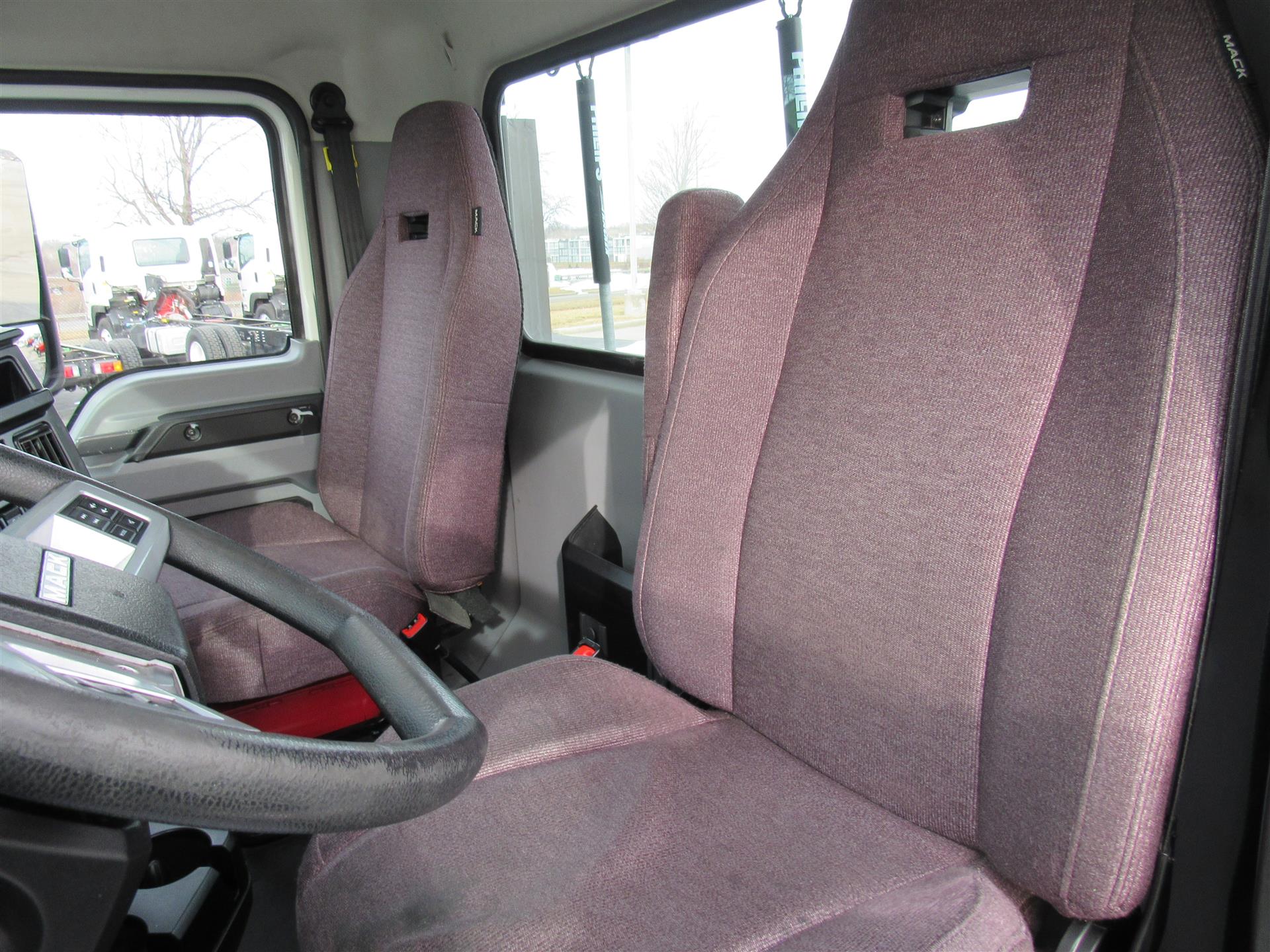 2020 Mack - image 13