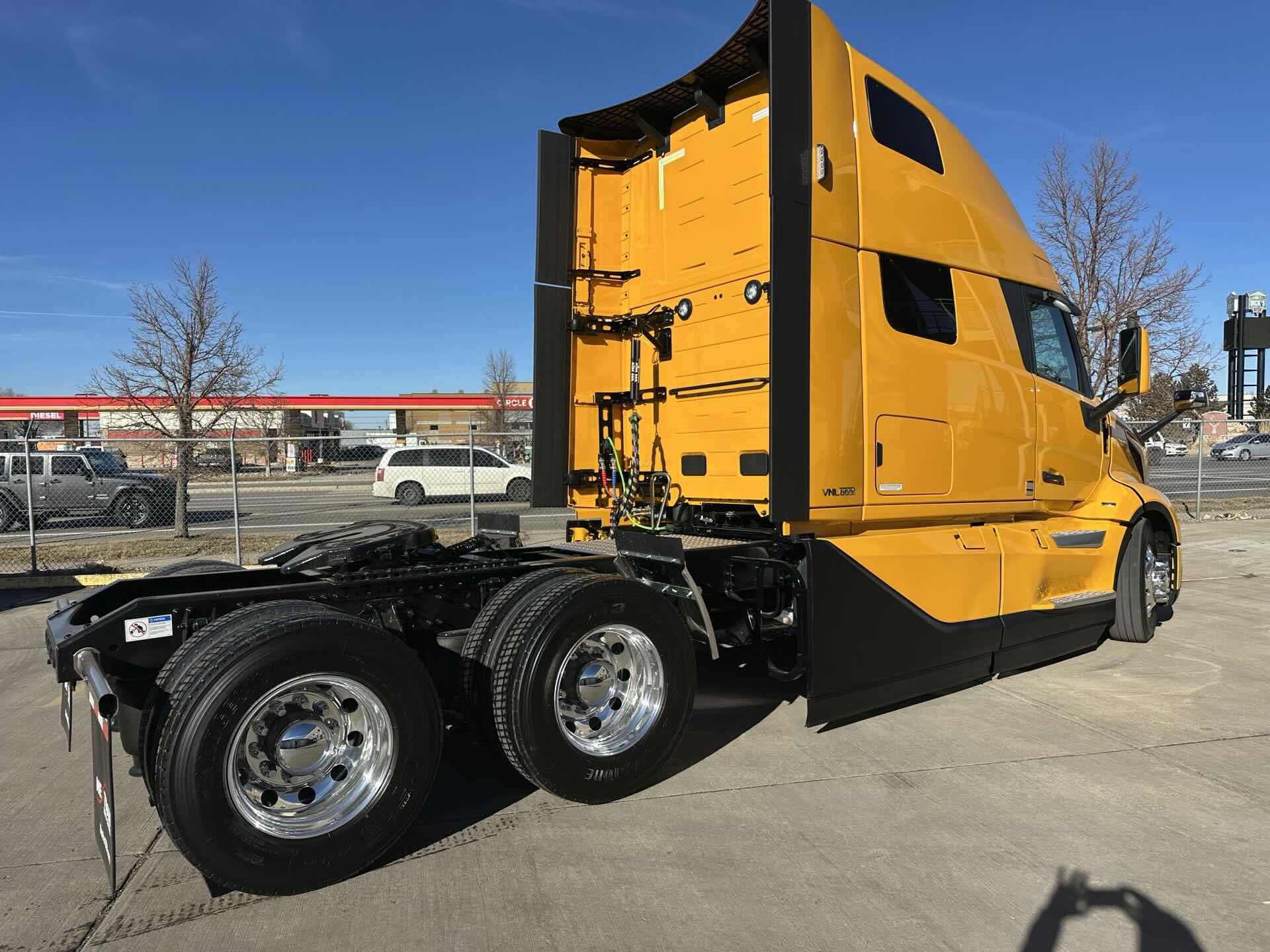 2026 Volvo - image 4