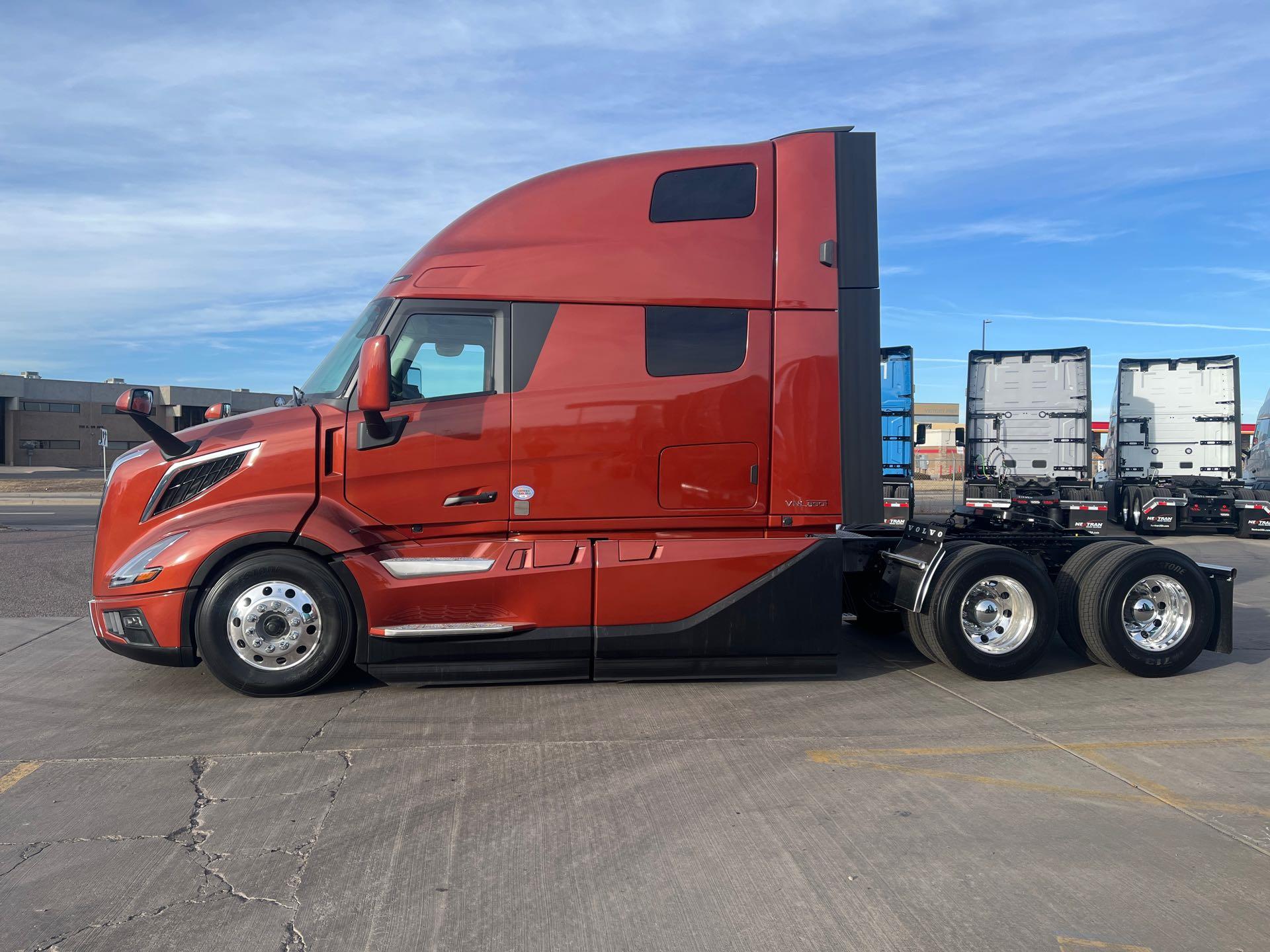 2026 Volvo - image 2