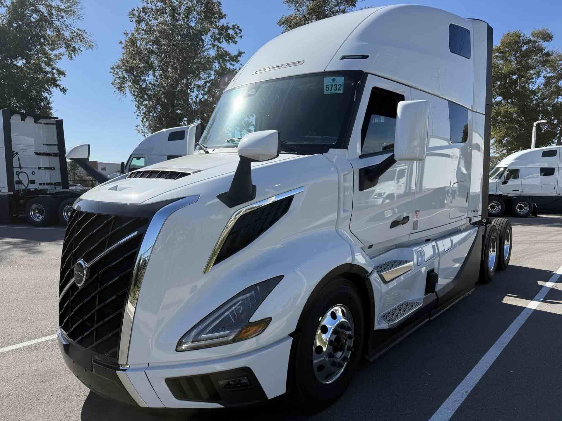 2026 Volvo VNL64T860