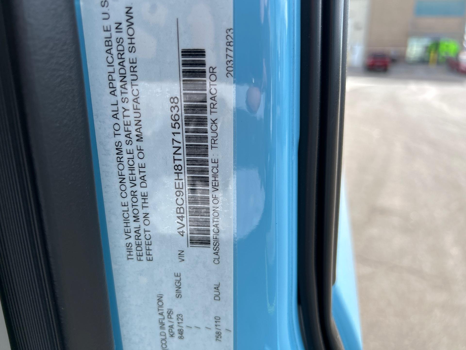 2026 Volvo - image 20