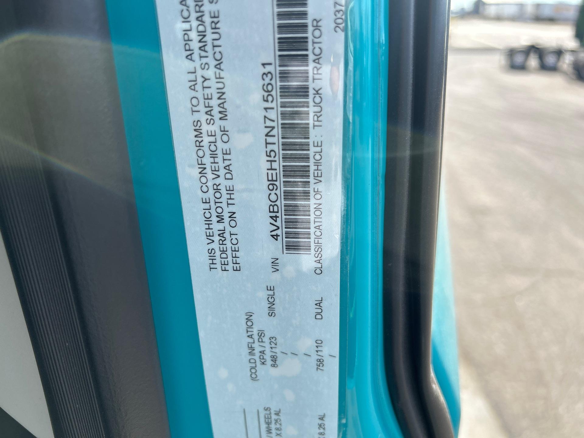 2026 Volvo - image 17