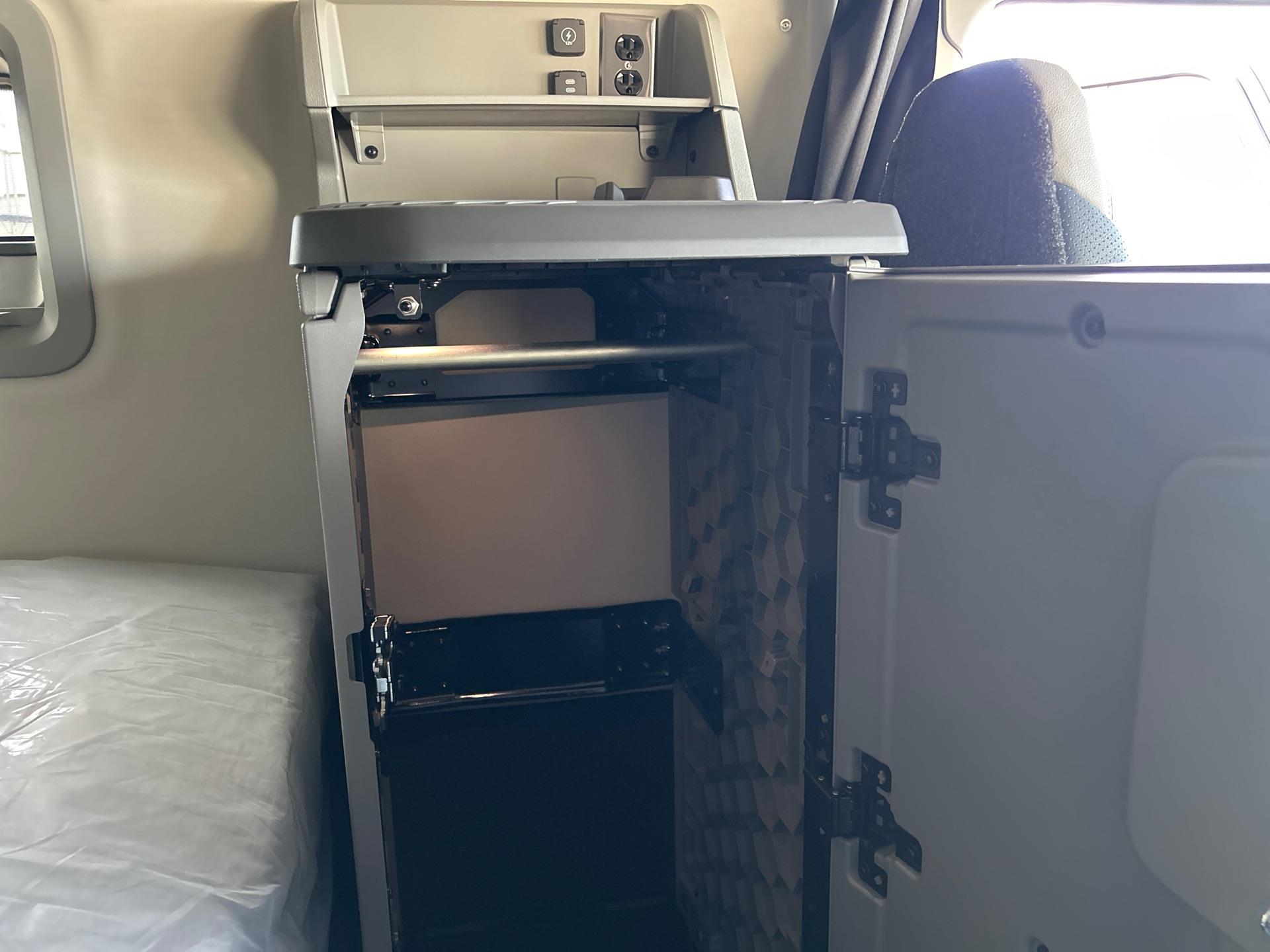 2026 Volvo - image 11