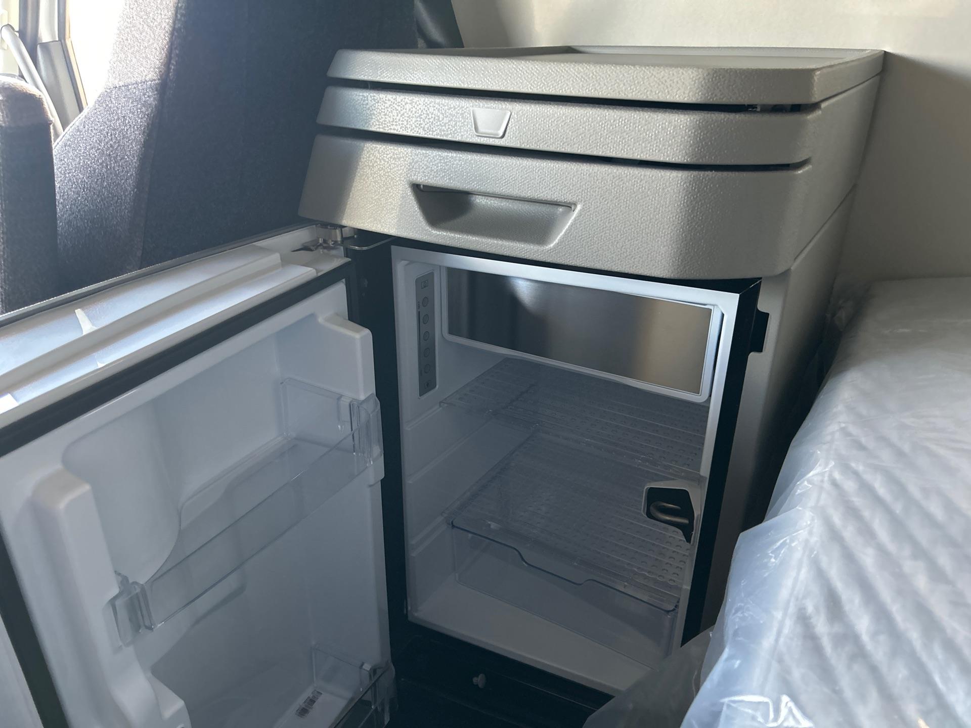 2026 Volvo - image 11