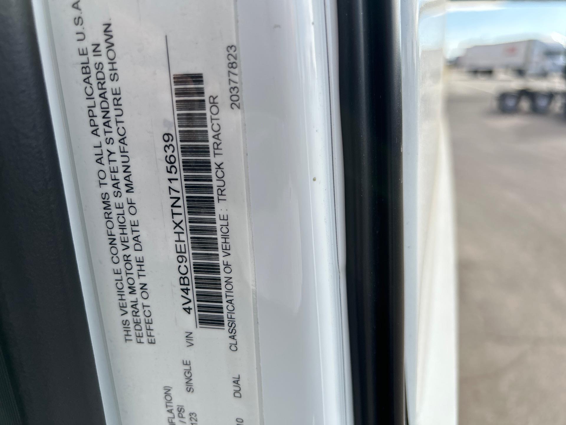 2026 Volvo - image 19