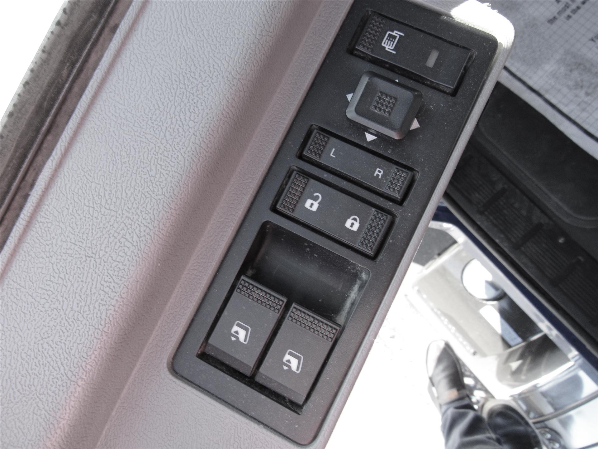 2023 Mack - image 12