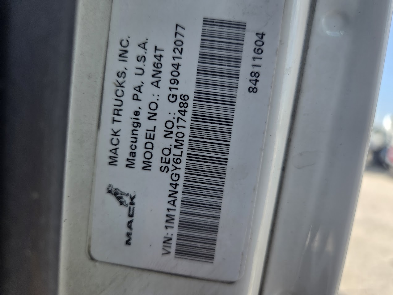 2020 Mack - image 15