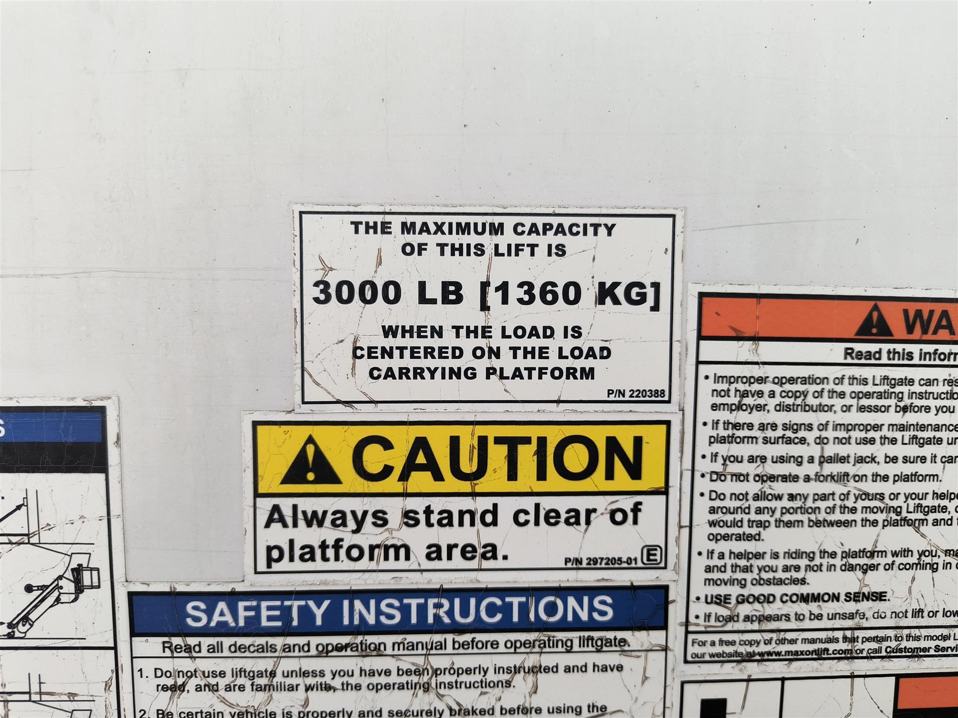 2019 Hino 338 - image 9