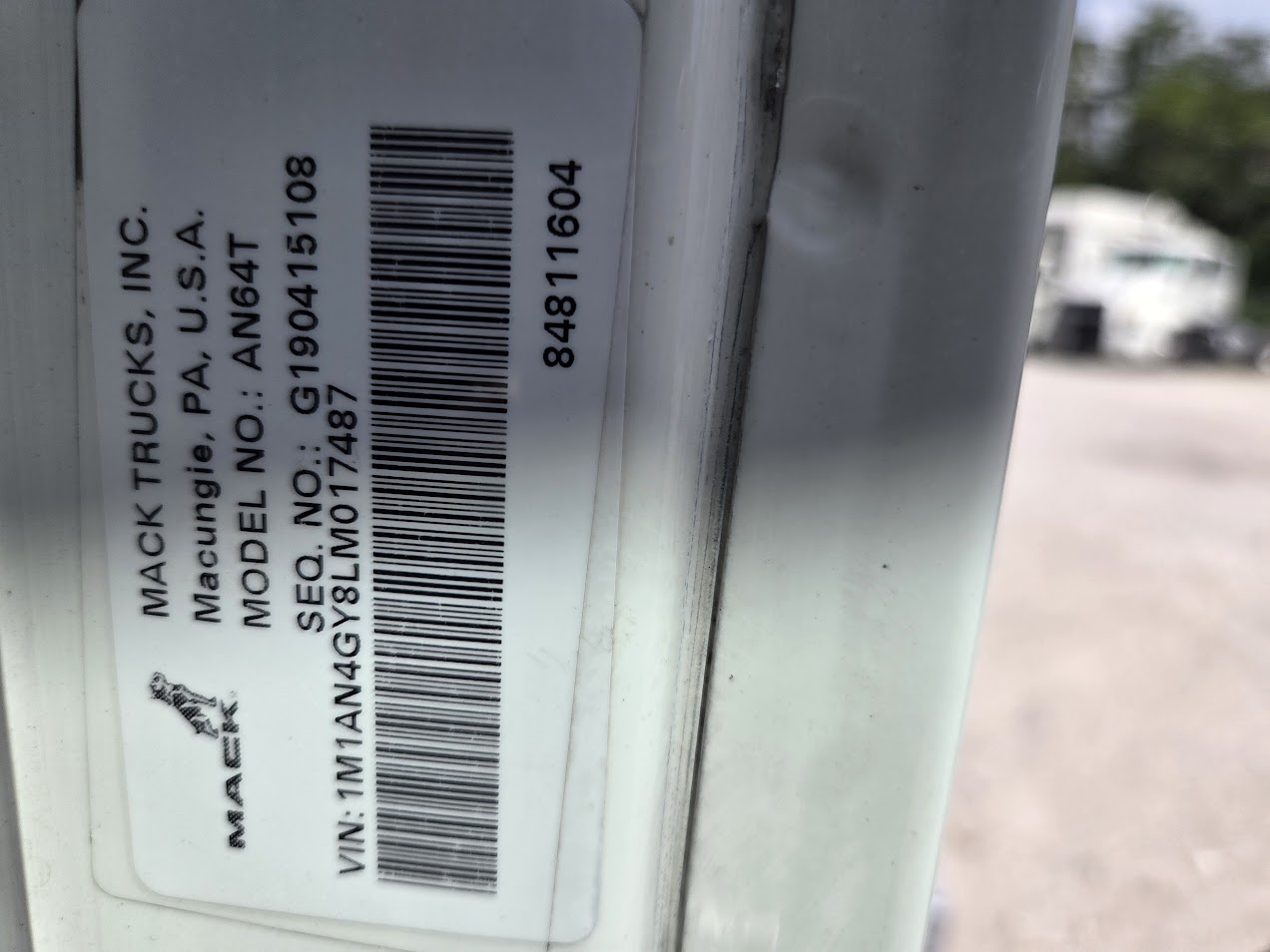 2020 Mack - image 12