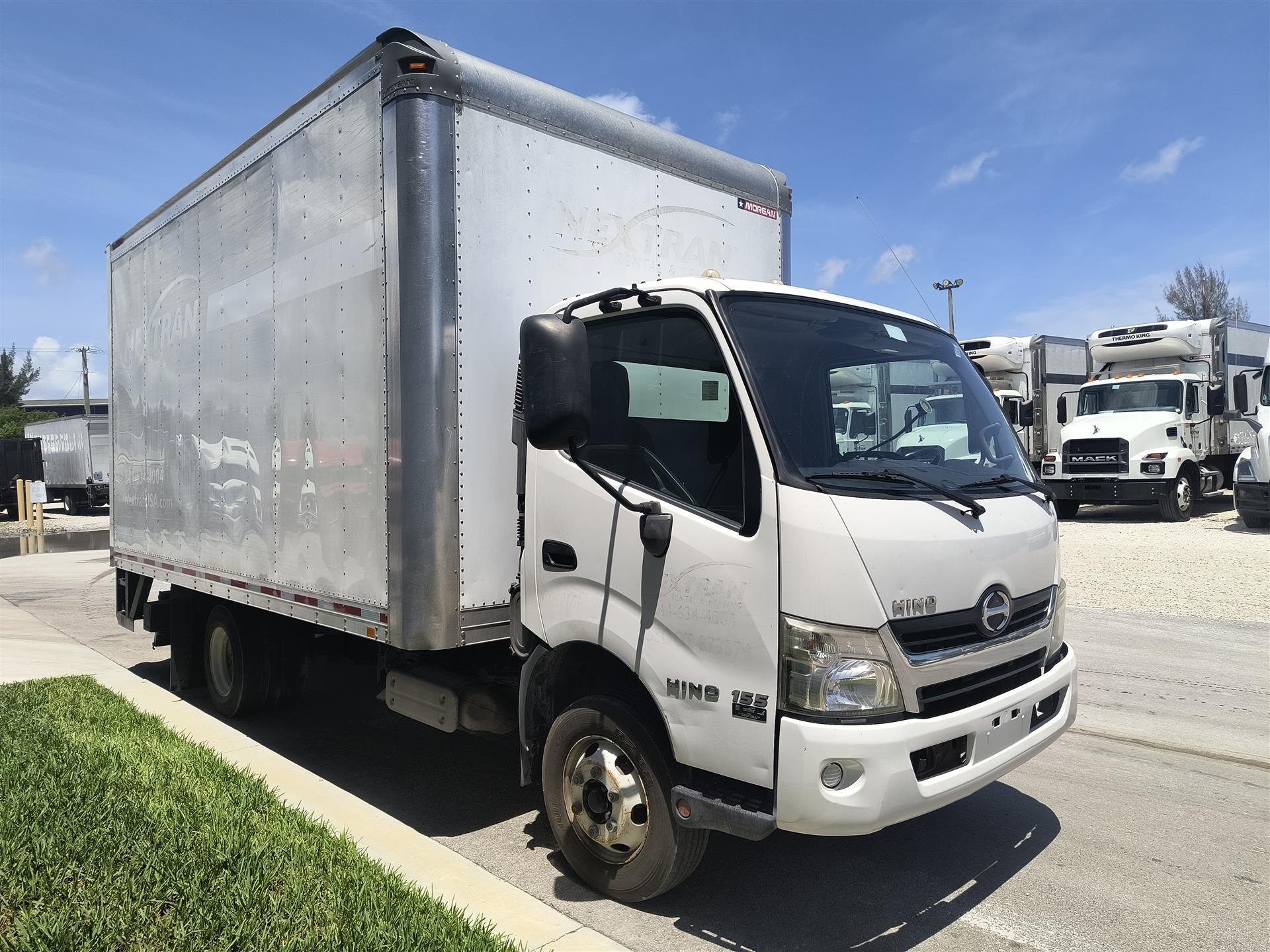 2019 Hino - image 3