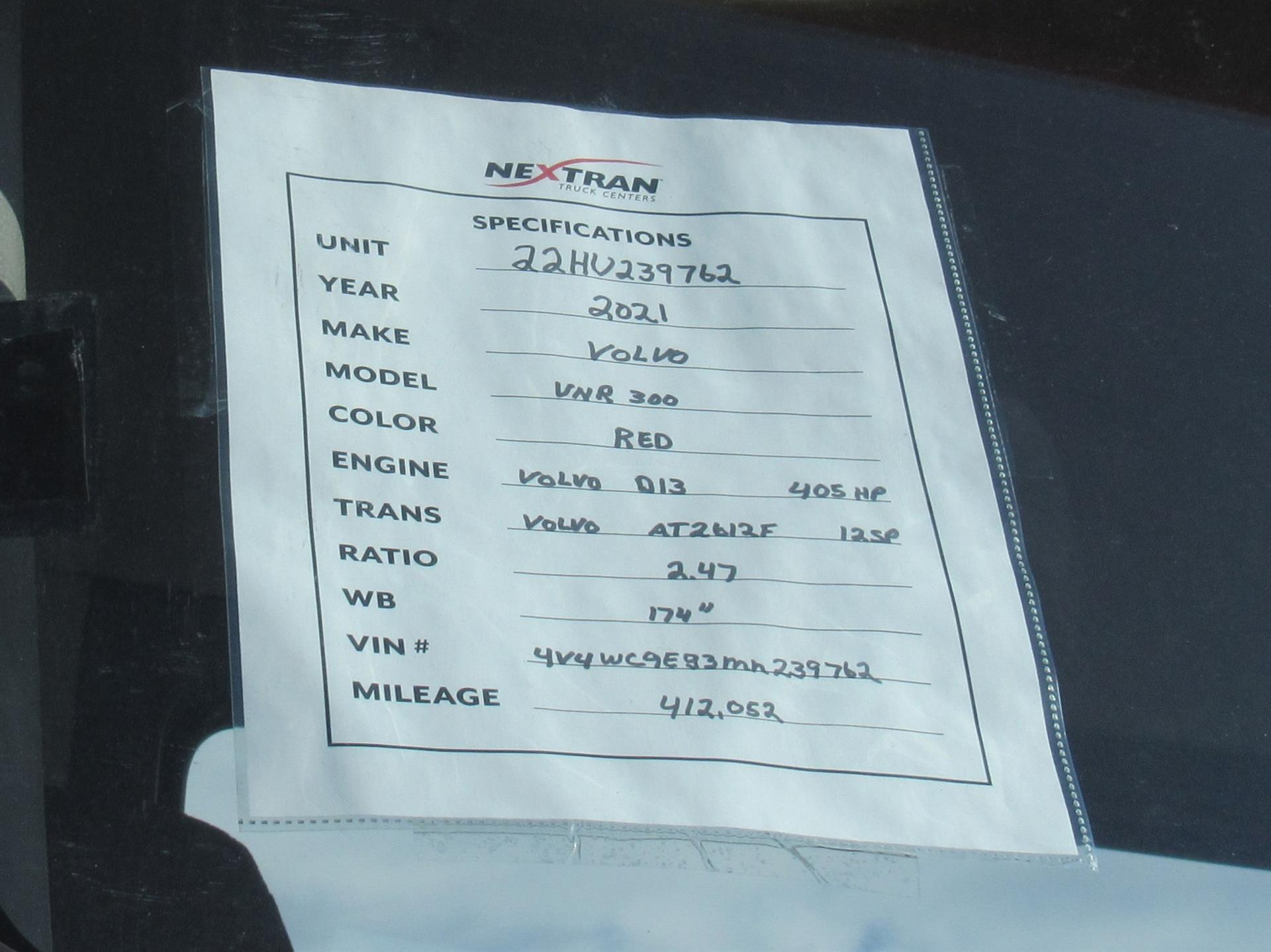 2021 Volvo - image 17