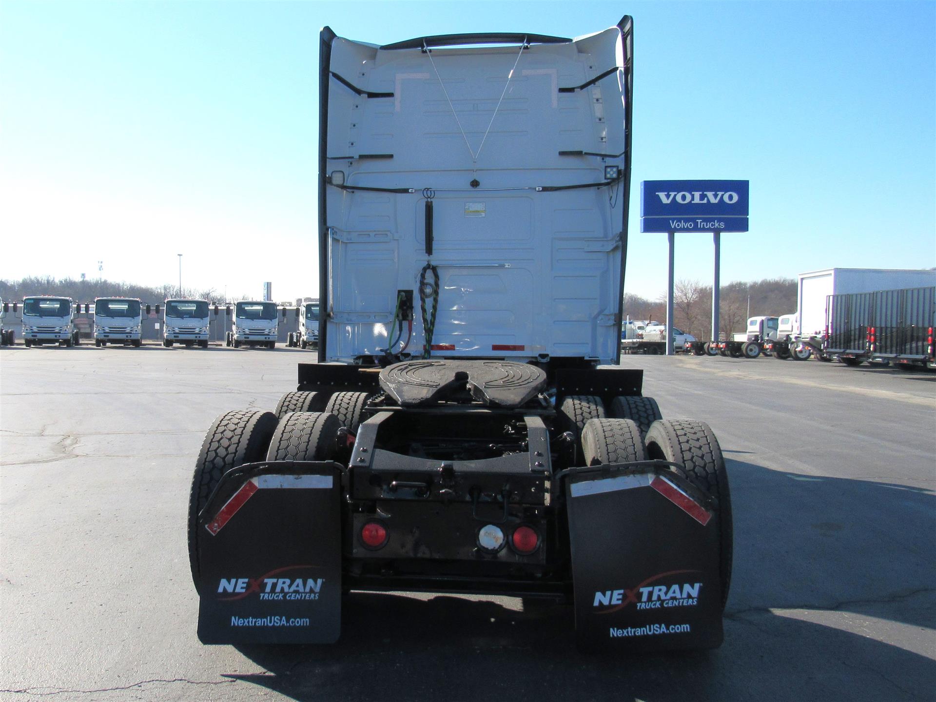 2022 Volvo — photo 4