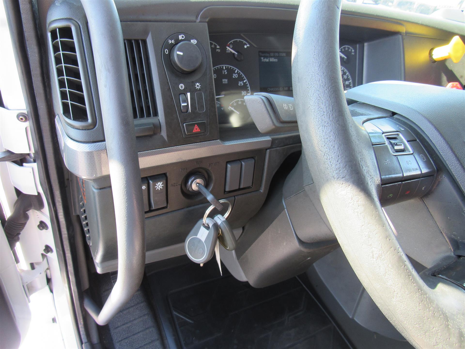 2022 Volvo — photo 11