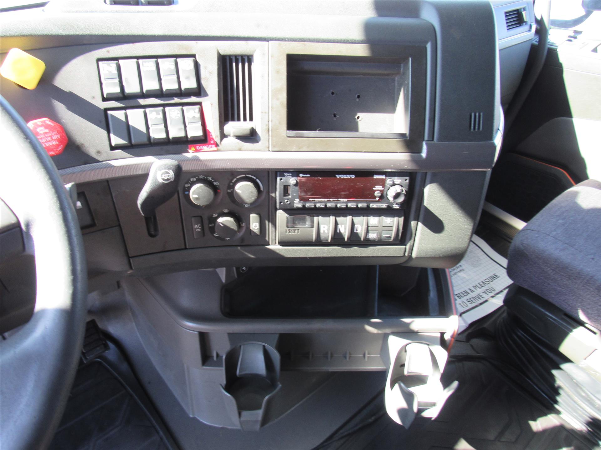 2022 Volvo — photo 13