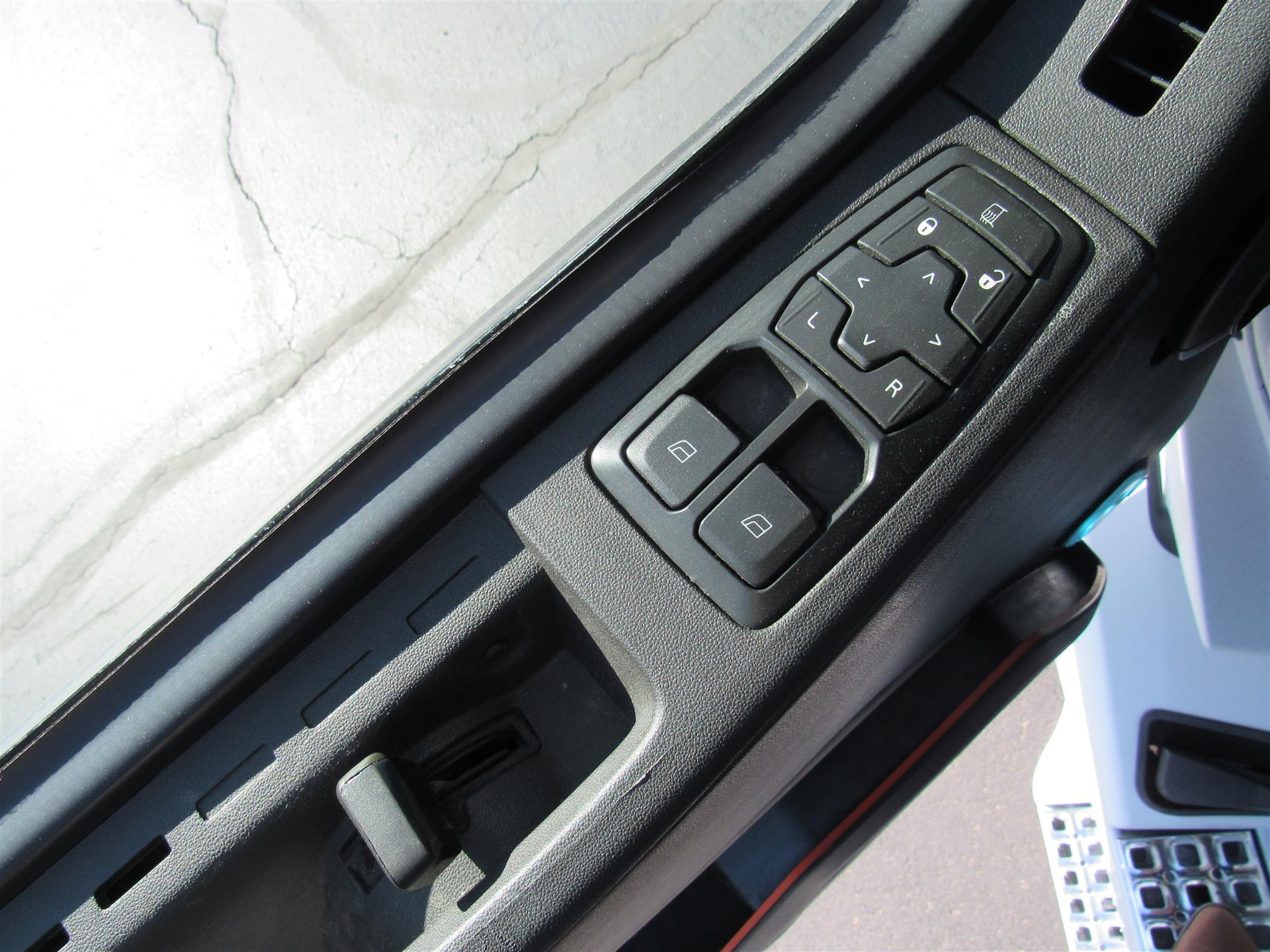 2022 Volvo — photo 9