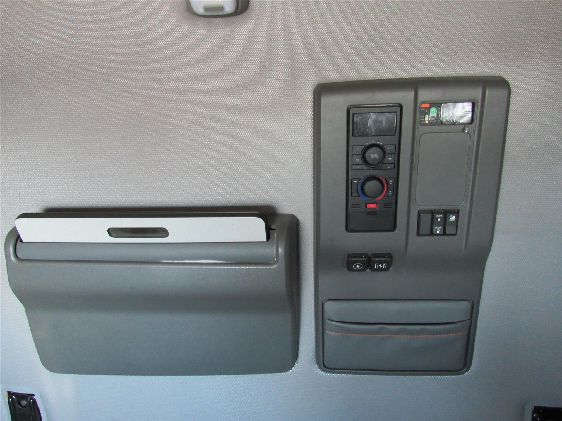 2022 Volvo — photo 18