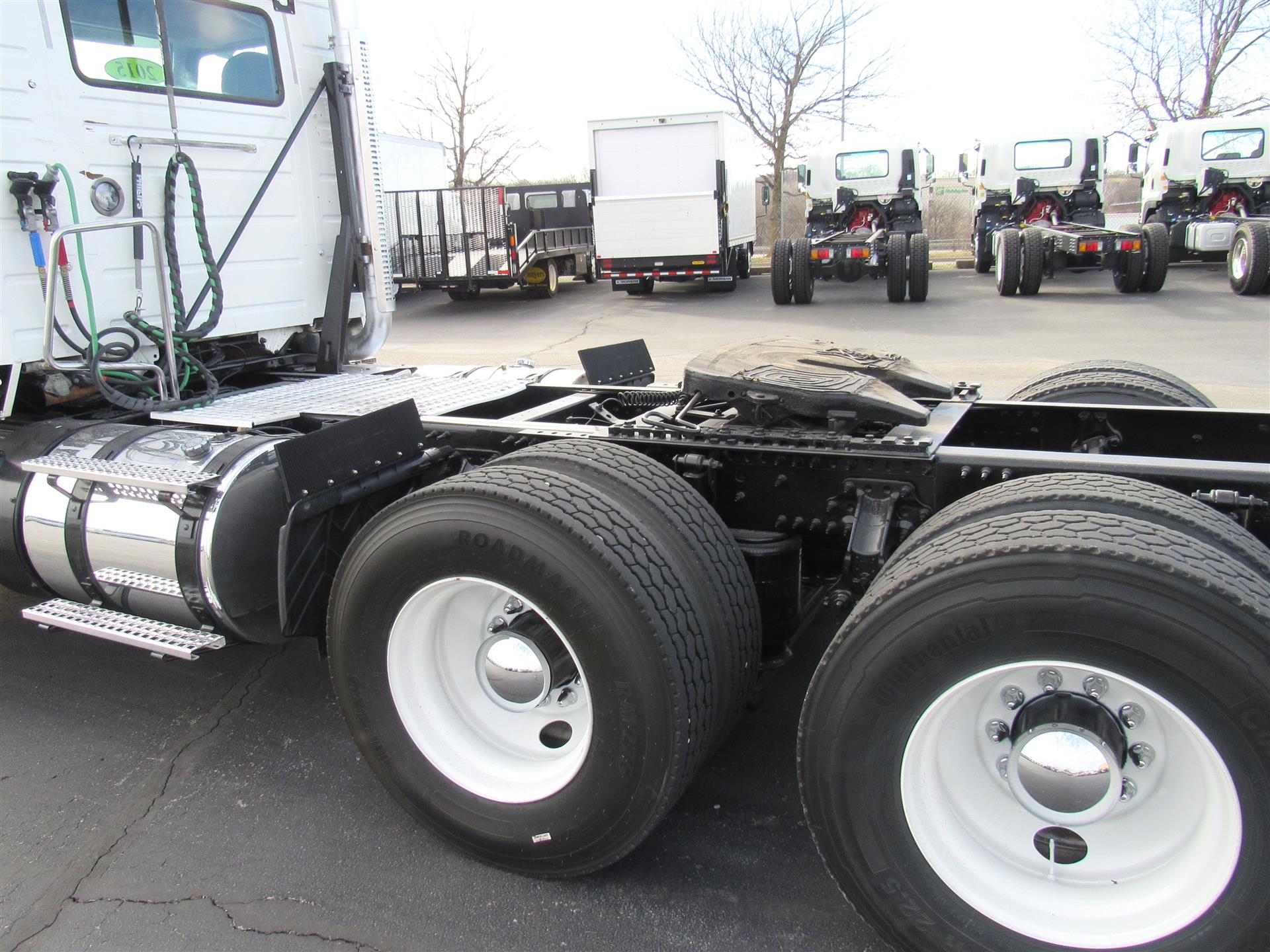 2015 Volvo - image 2